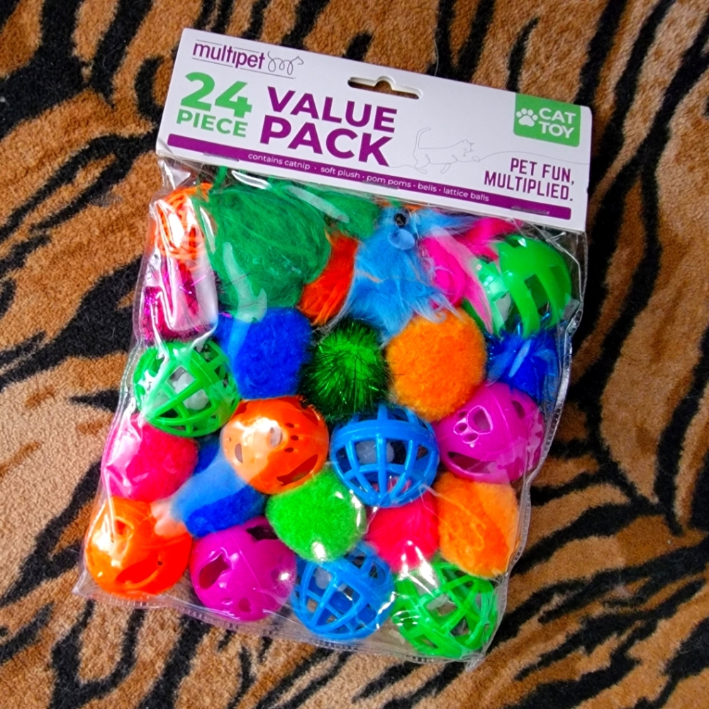 Multipet 24-Piece Cat Kitten Toy Balls Set Each